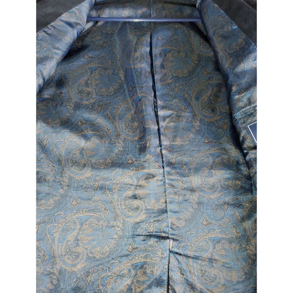 Chaps Men's navy blue corduroy Blazer in with deep blue paisley lining - Picture 2 of 11